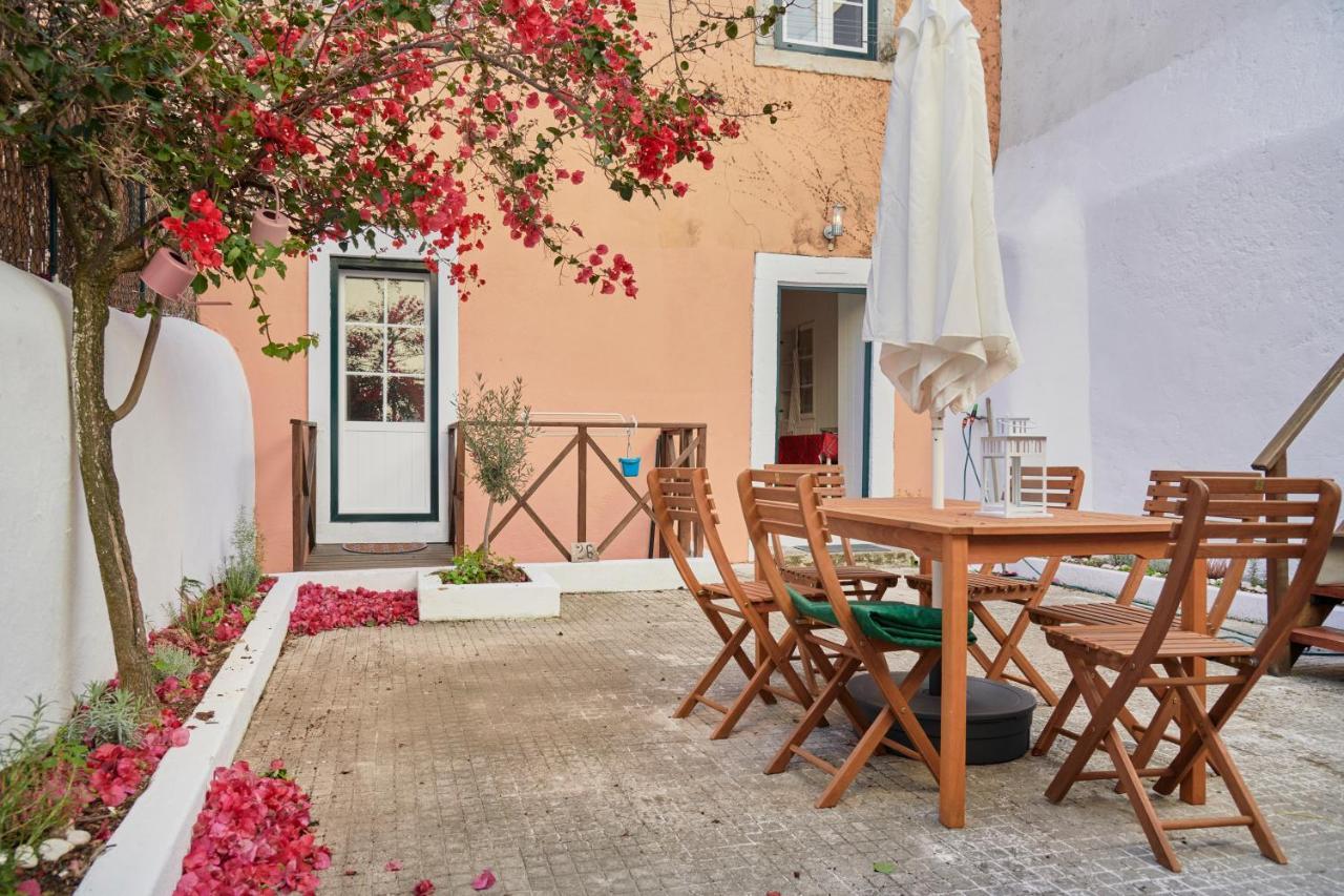 Amazing Terrace And Riverview In Historical Lisboa Dış mekan fotoğraf